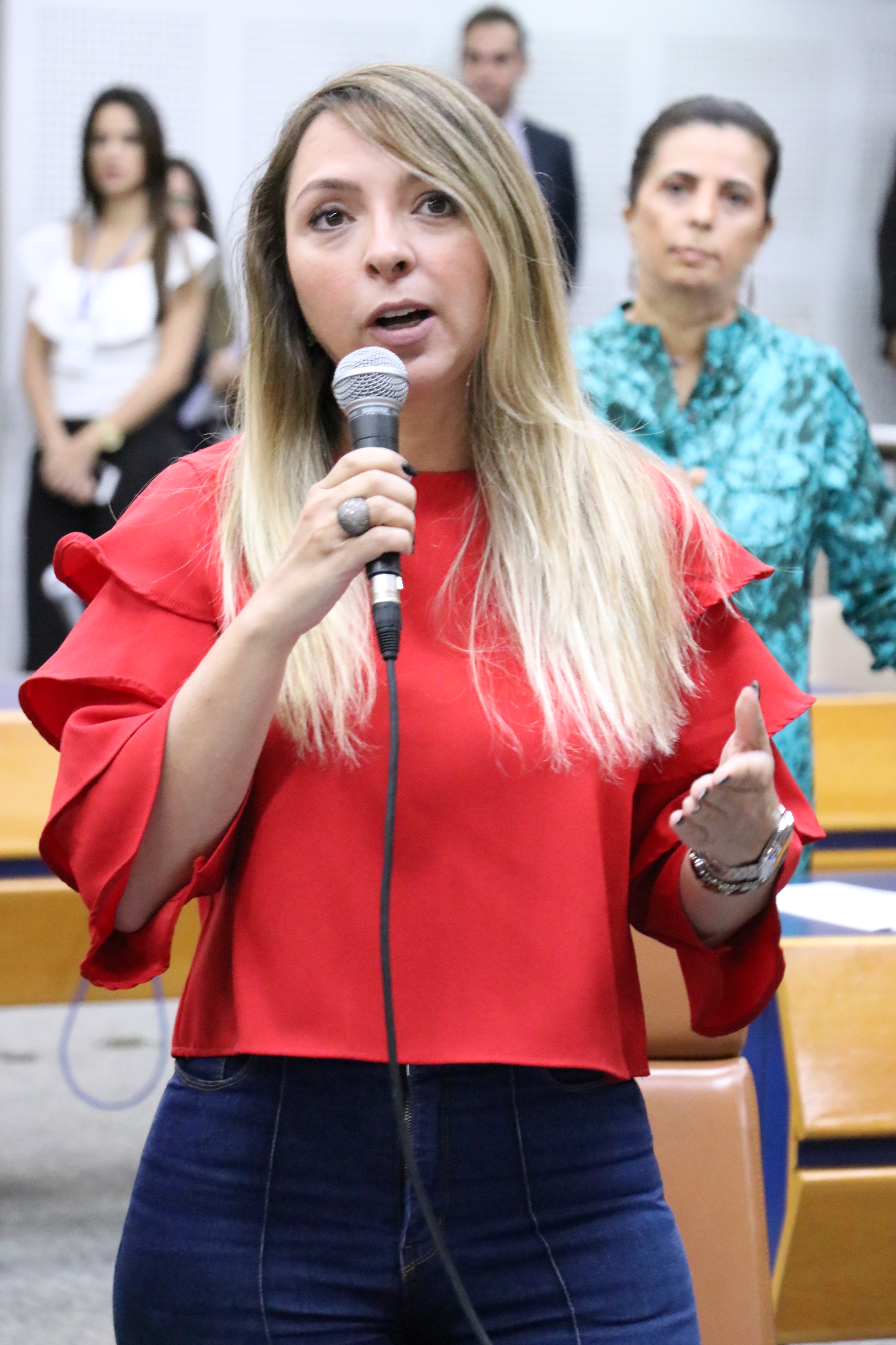 LUDMILLA GONDIM