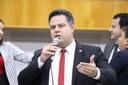 Adiada votação de decreto que suspende IPTU de "puxadinhos"