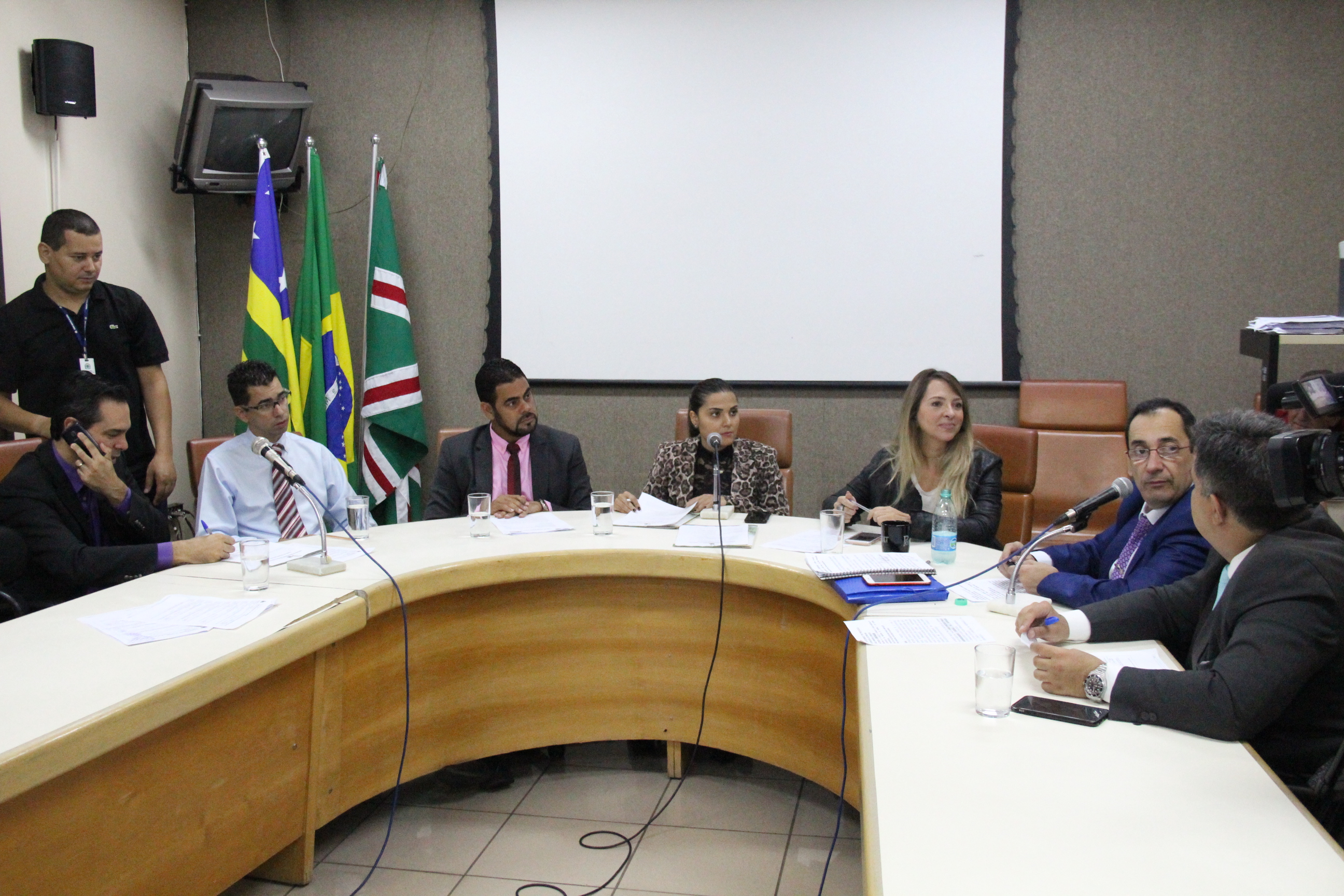 CCJ aprova projeto que impede cobrança contínua de IPTU em Goiânia