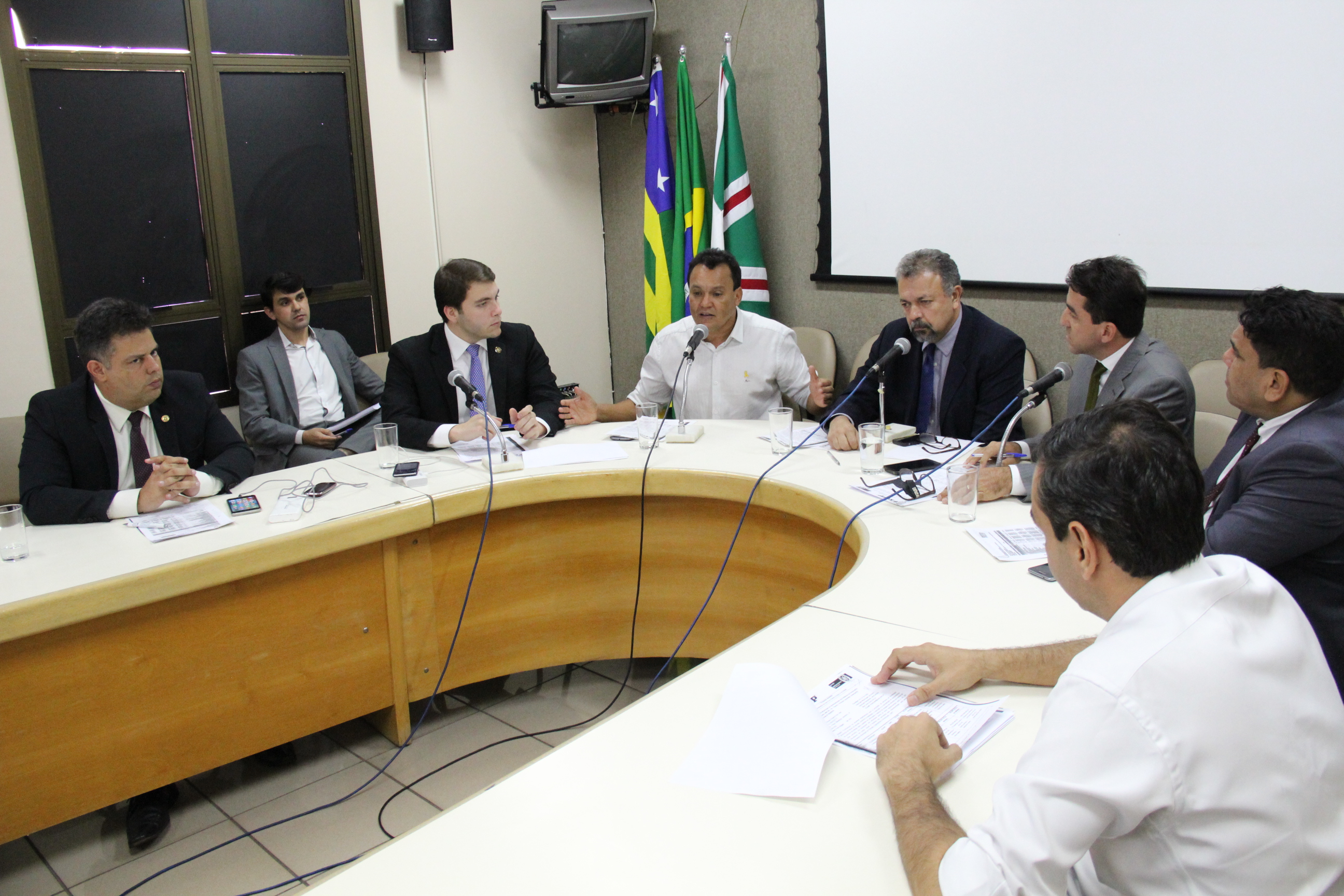 CEI da SMT recorre ao MP para questionar contrato de fotossensores