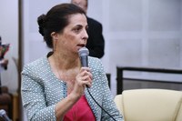Cristina Lopes propõe acessibilidade total no site da Câmara