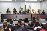 Encontro em defesa da mulher movimenta Câmara Municipal