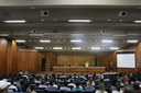 Feirantes e vereadores debatem revitalização da Praça do Trabalhador