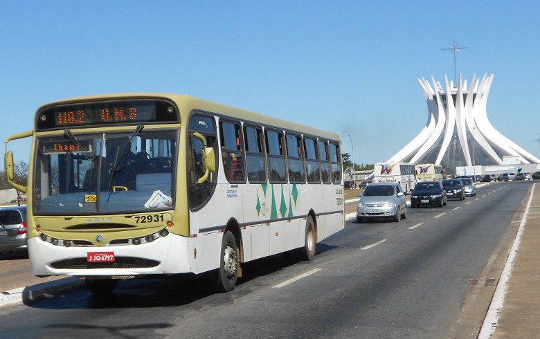 Integrantes da CEI do Transporte visitam o serviço no Distrito Federal