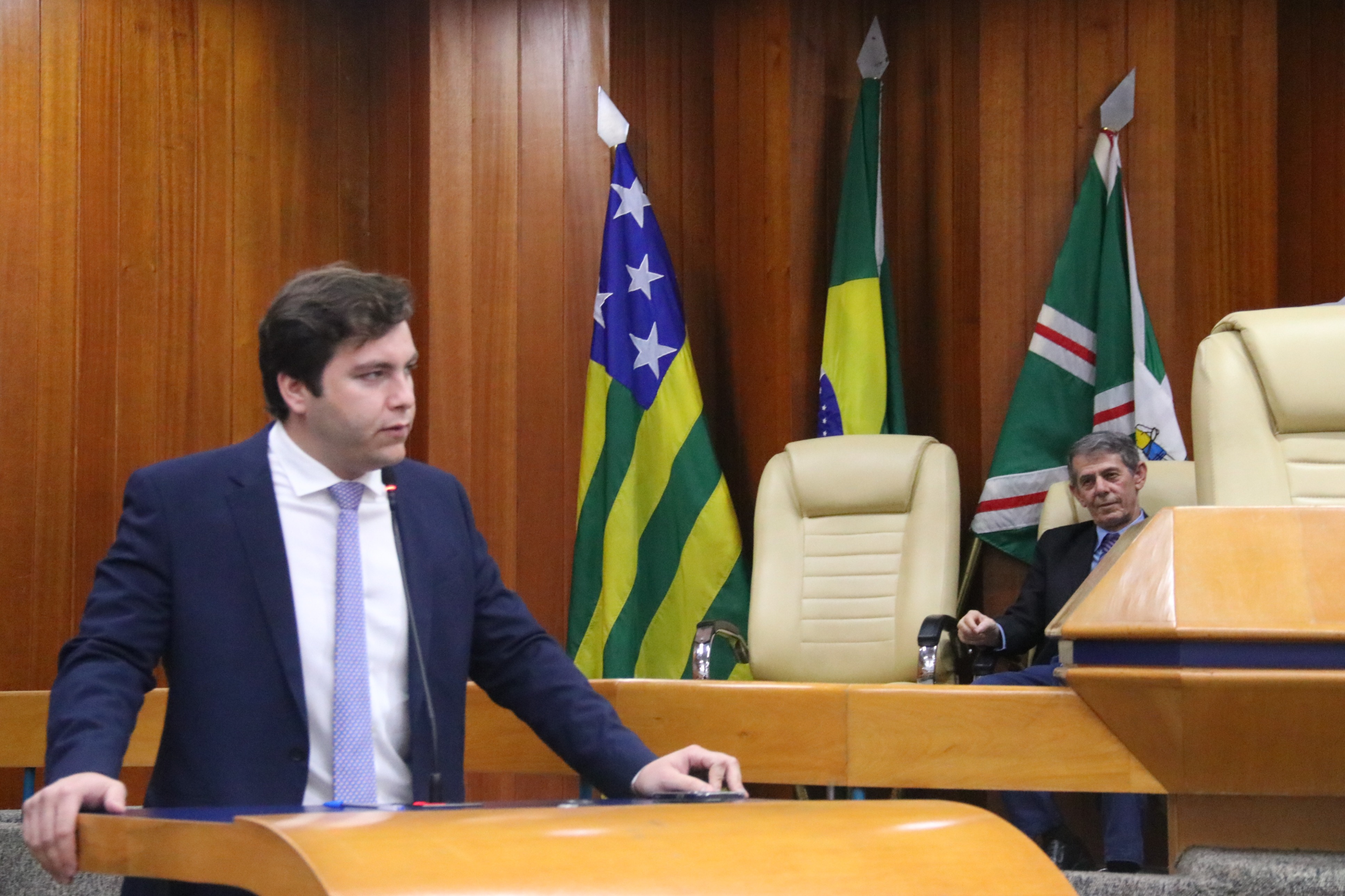 Kitão apresenta emenda ao Código de Posturas para evitar cracolândia em Goiânia