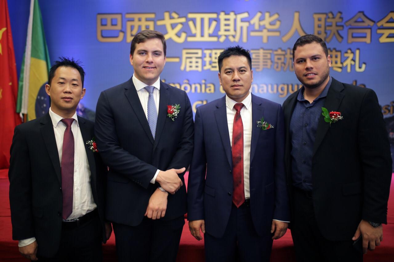 Kitão prestigia inauguração da Associação Chinesa em Goiás