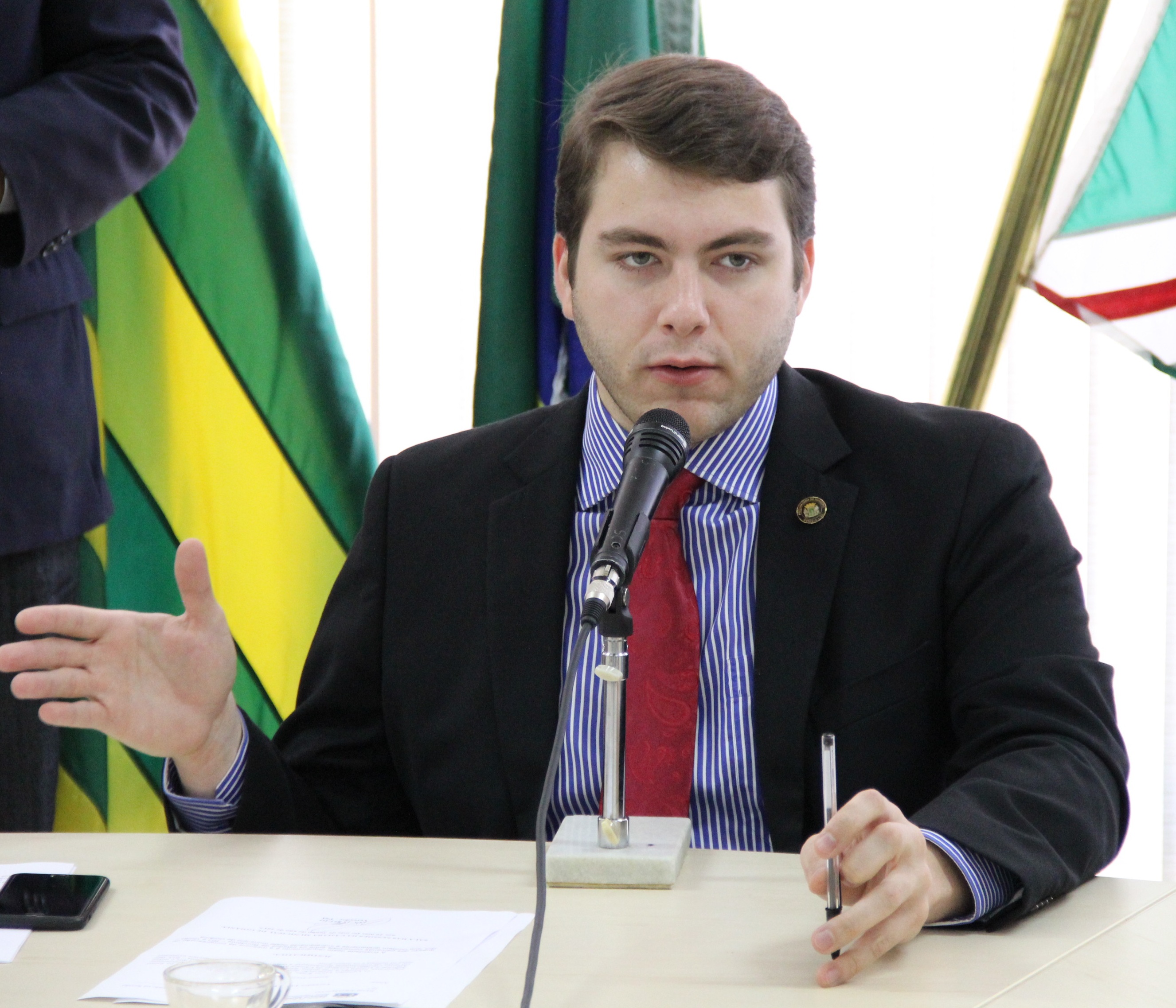 Lucas Kitão promove audiência pública para debater internação compulsória