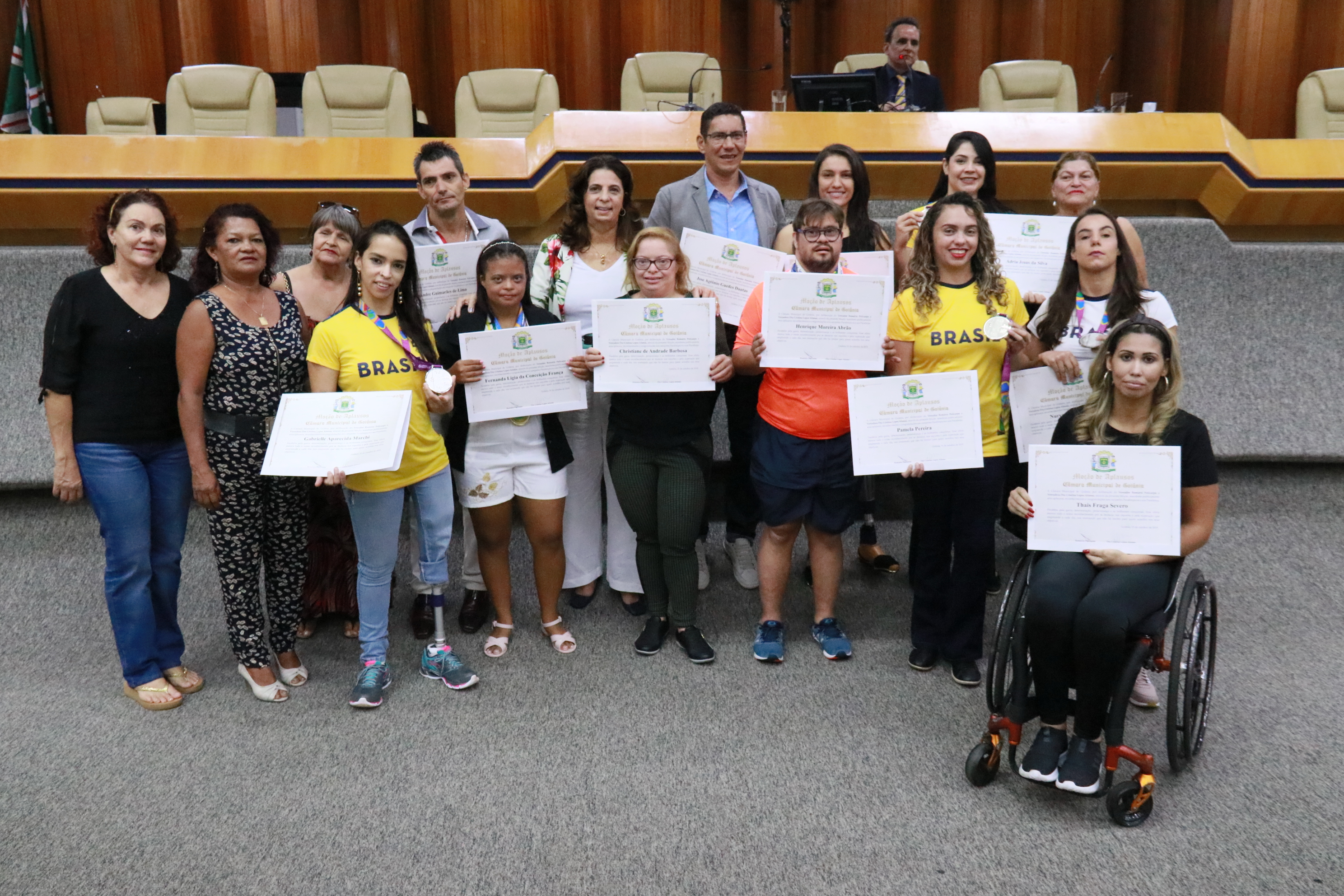 Moção de aplauso é oferecida aos campeões paralímpicos e paratletas 