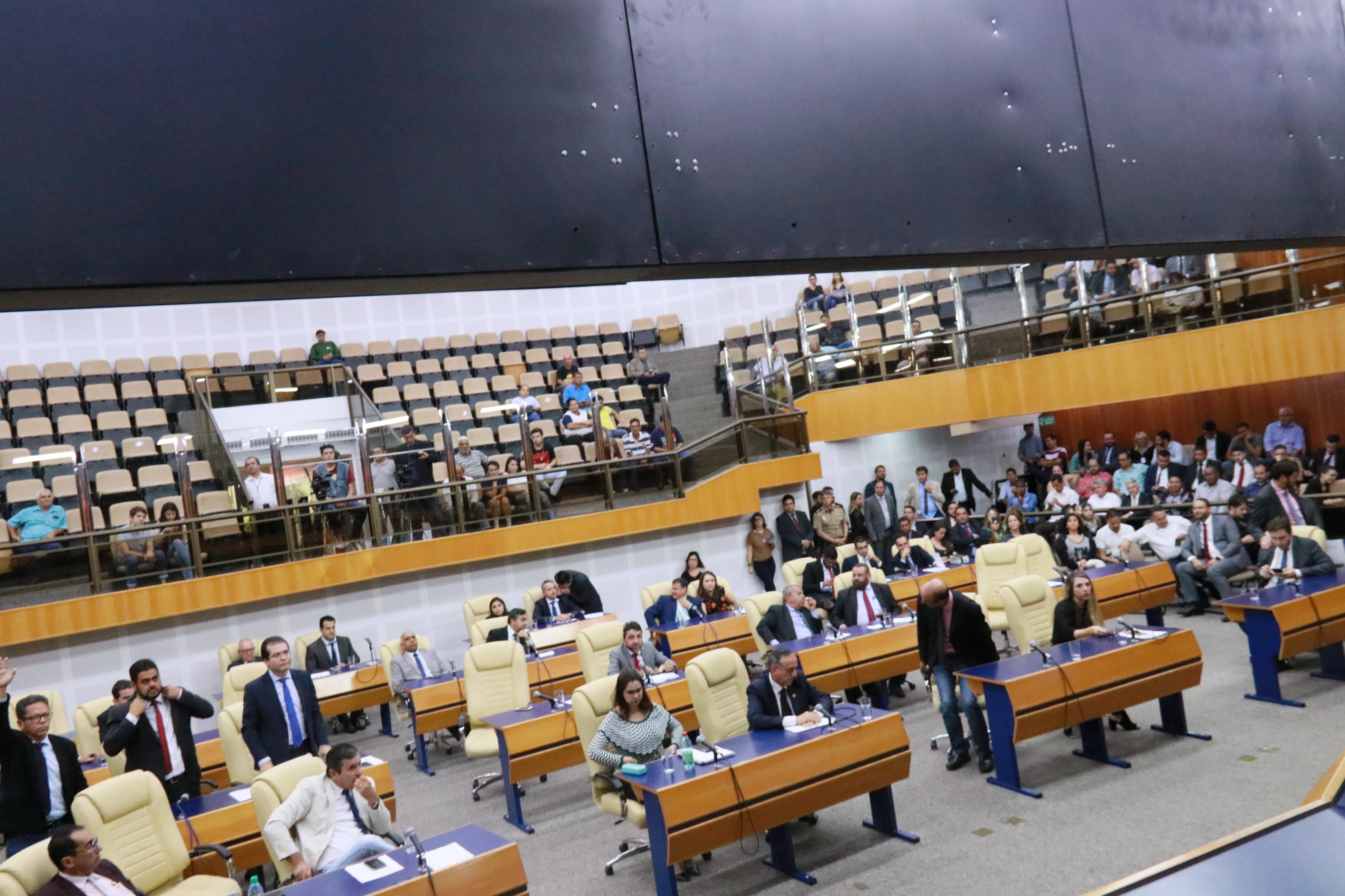 Plenário inicia nesta terça atividades do 2º período da 18ª Legislatura