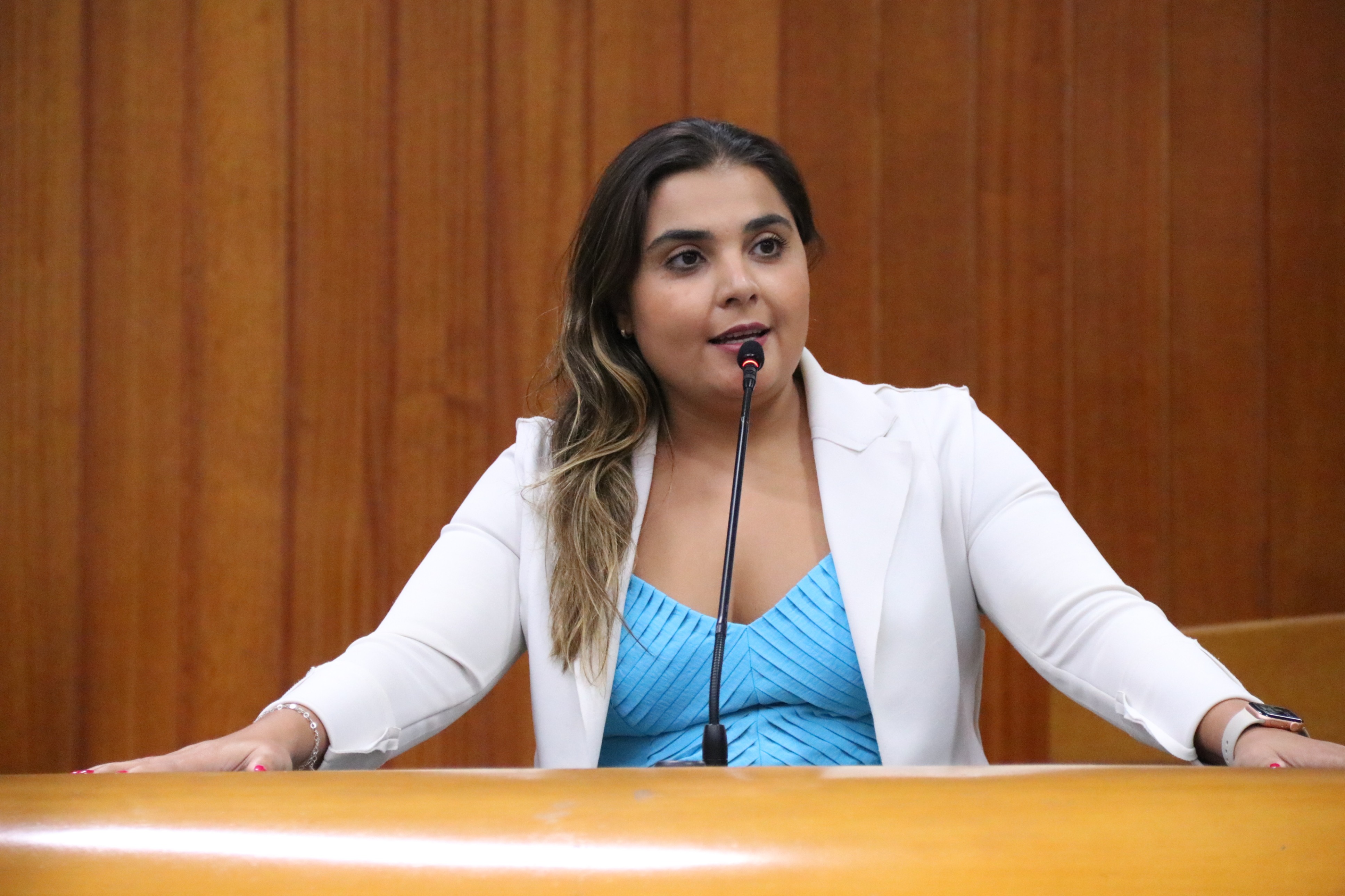 Projeto de lei de Sabrina Garcez propõe divulgação da Central de Interpretação de Libras em Goiânia