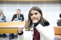 Sabrina propõe medidas para atualizar Estatuto do Pedestre