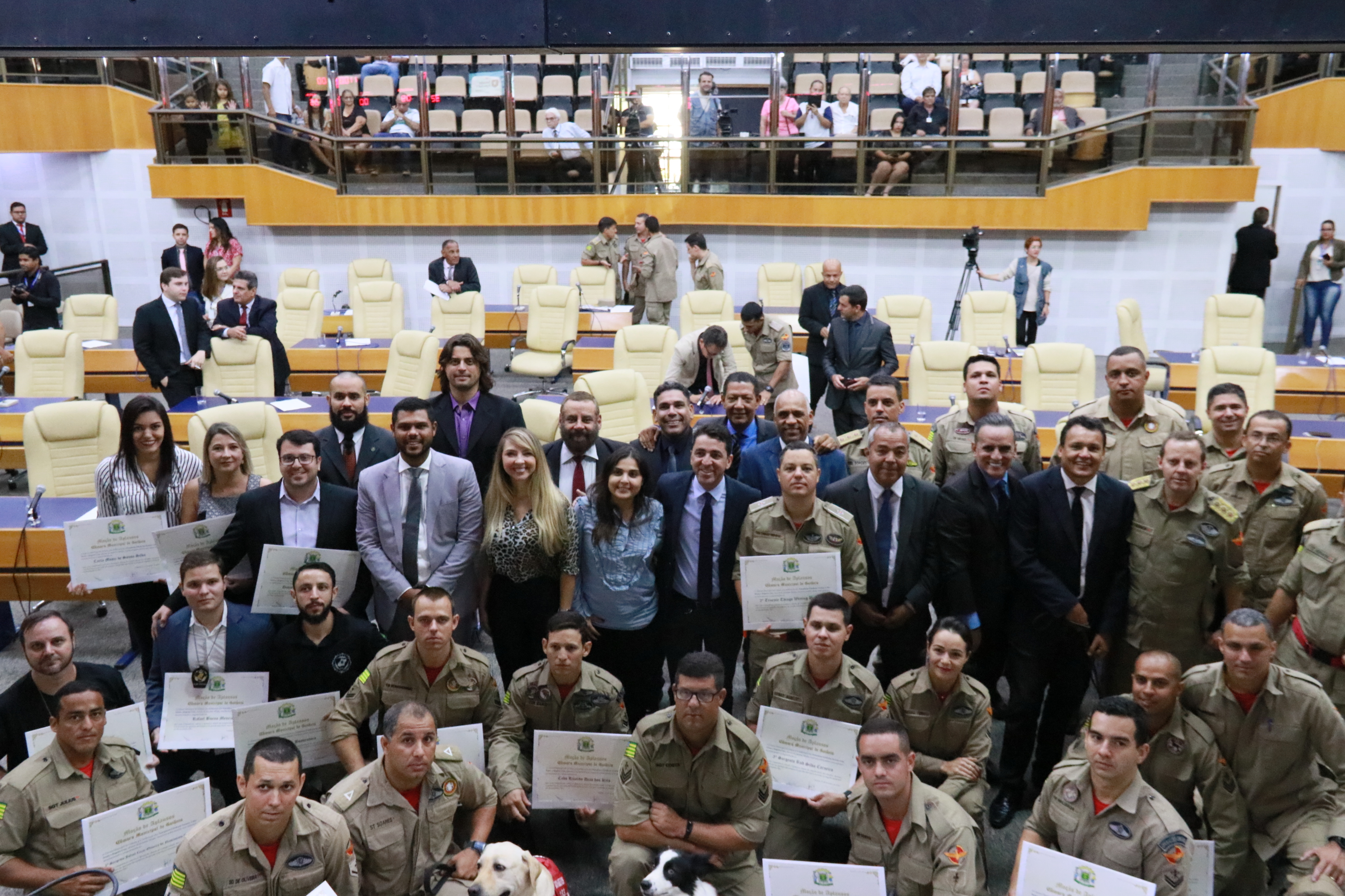 Sessão Especial homenageia bombeiros que prestaram serviços em Brumadinho