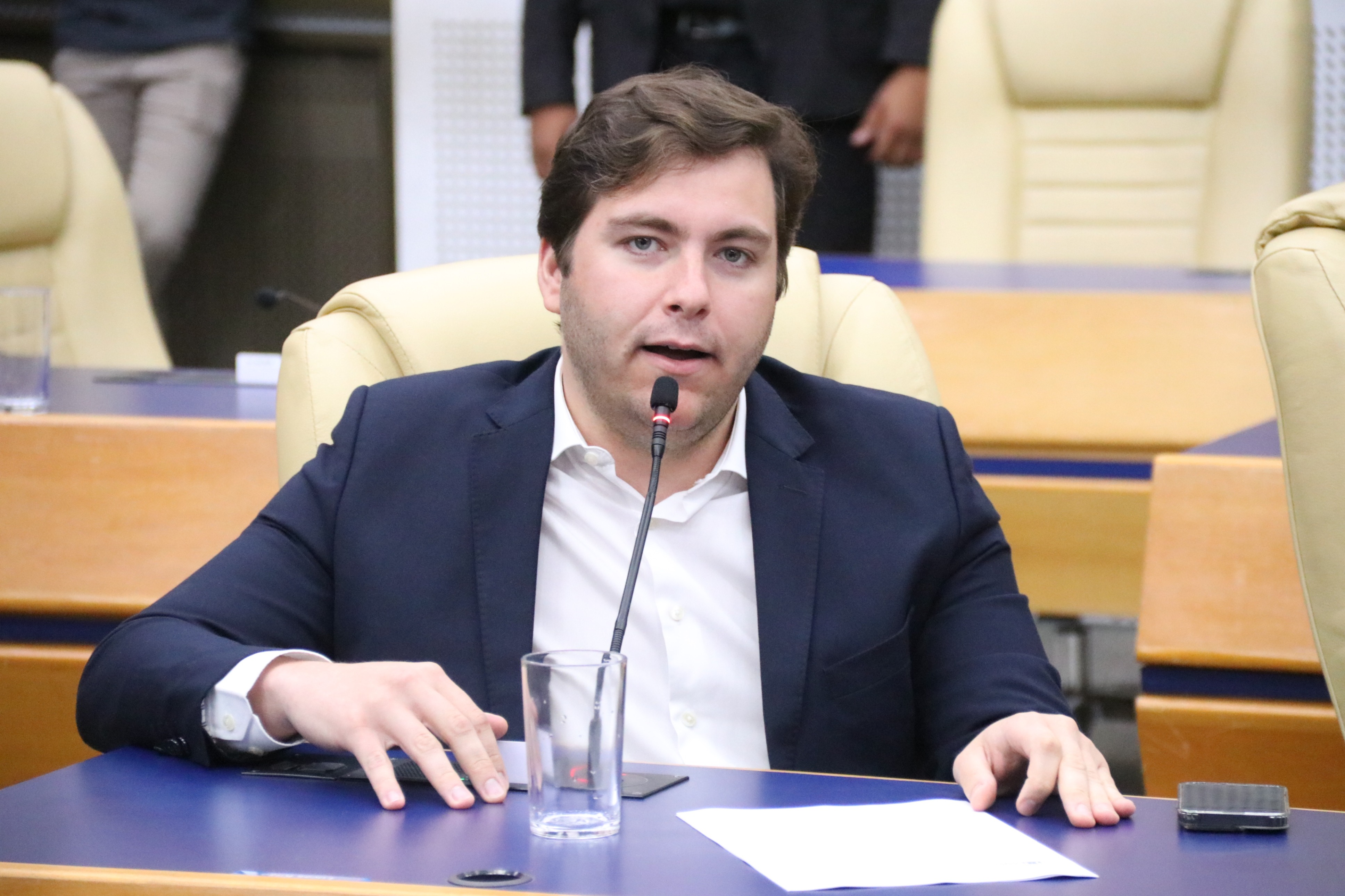 Lucas Kitão requer diligência em projeto que autoriza empréstimo de R$ 1 bilhão à Prefeitura de Goiânia