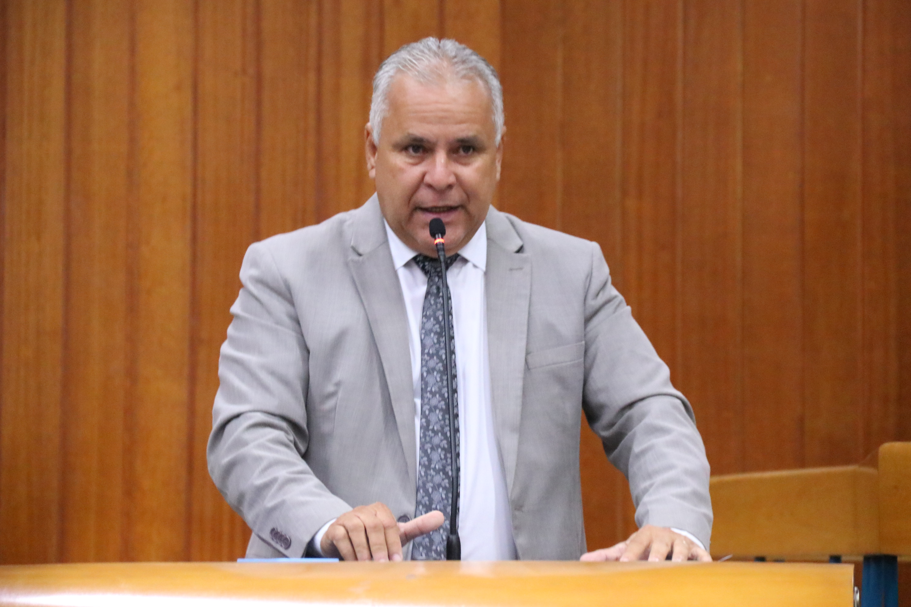 Pastor Wilson reassume mandato na Câmara