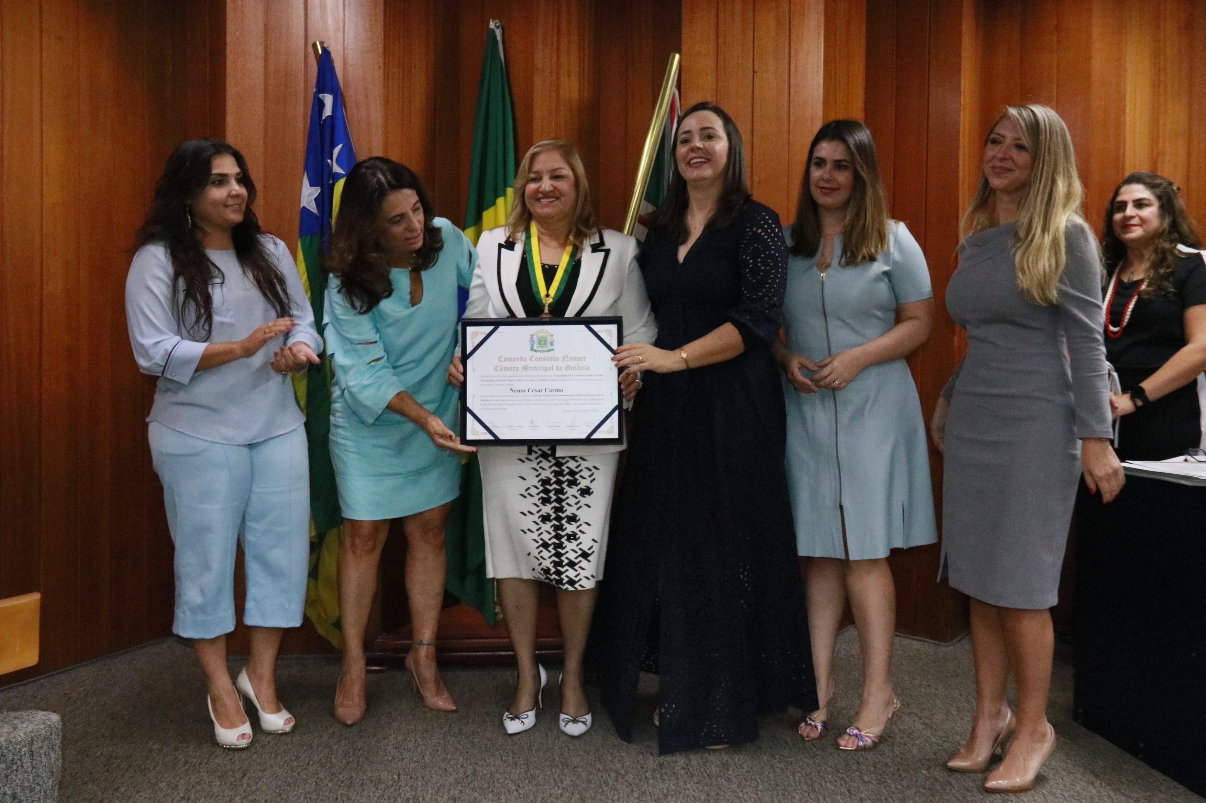 Vereadoras realizam sessão em homenagem ao Dia Internacional da Mulher