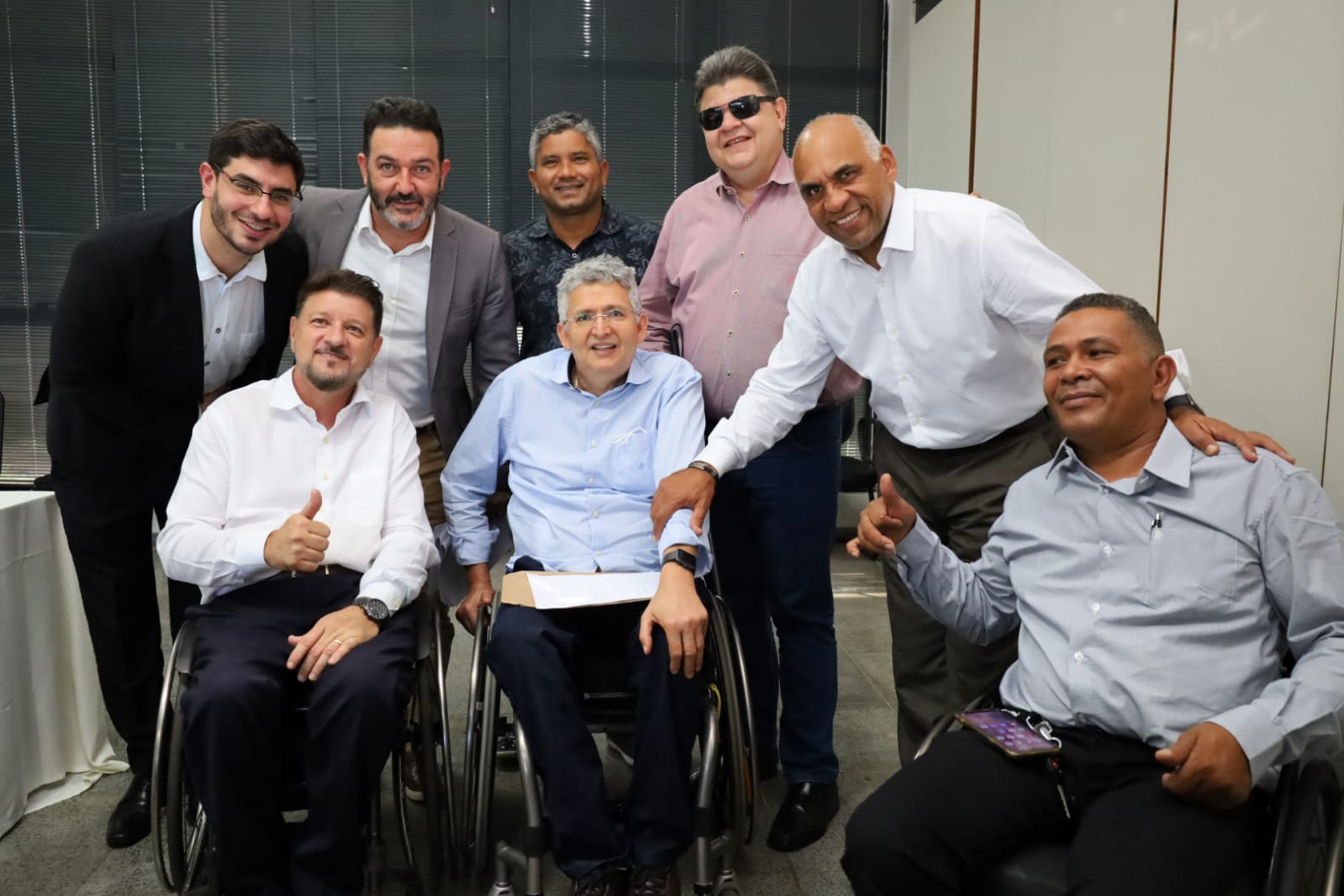Willian Veloso e Aciteg apresentam proposta de geração de renda para pessoas com deficiência ao prefeito Rogério Cruz